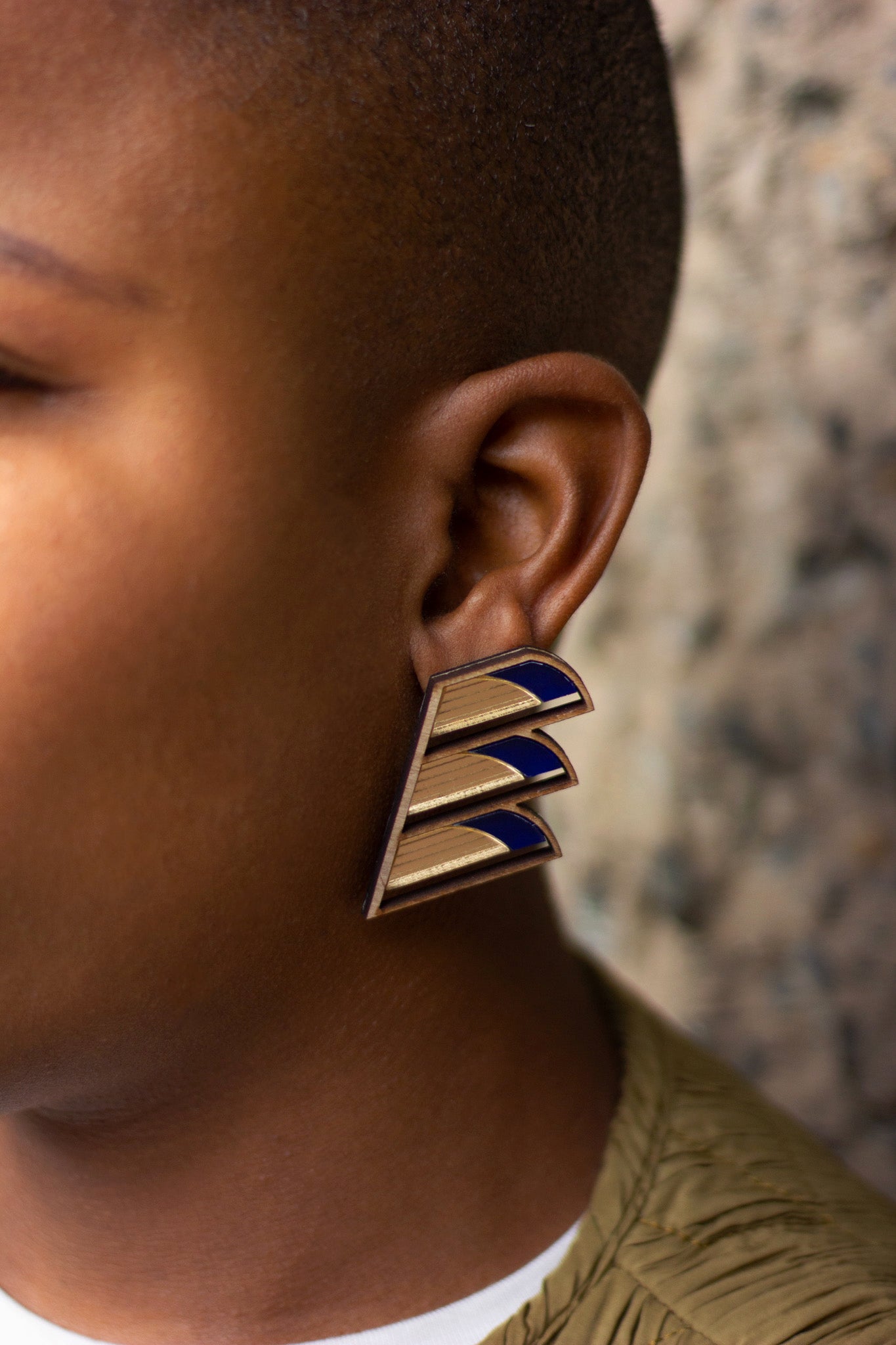 Serrated Balcony Earring - Navy image 3