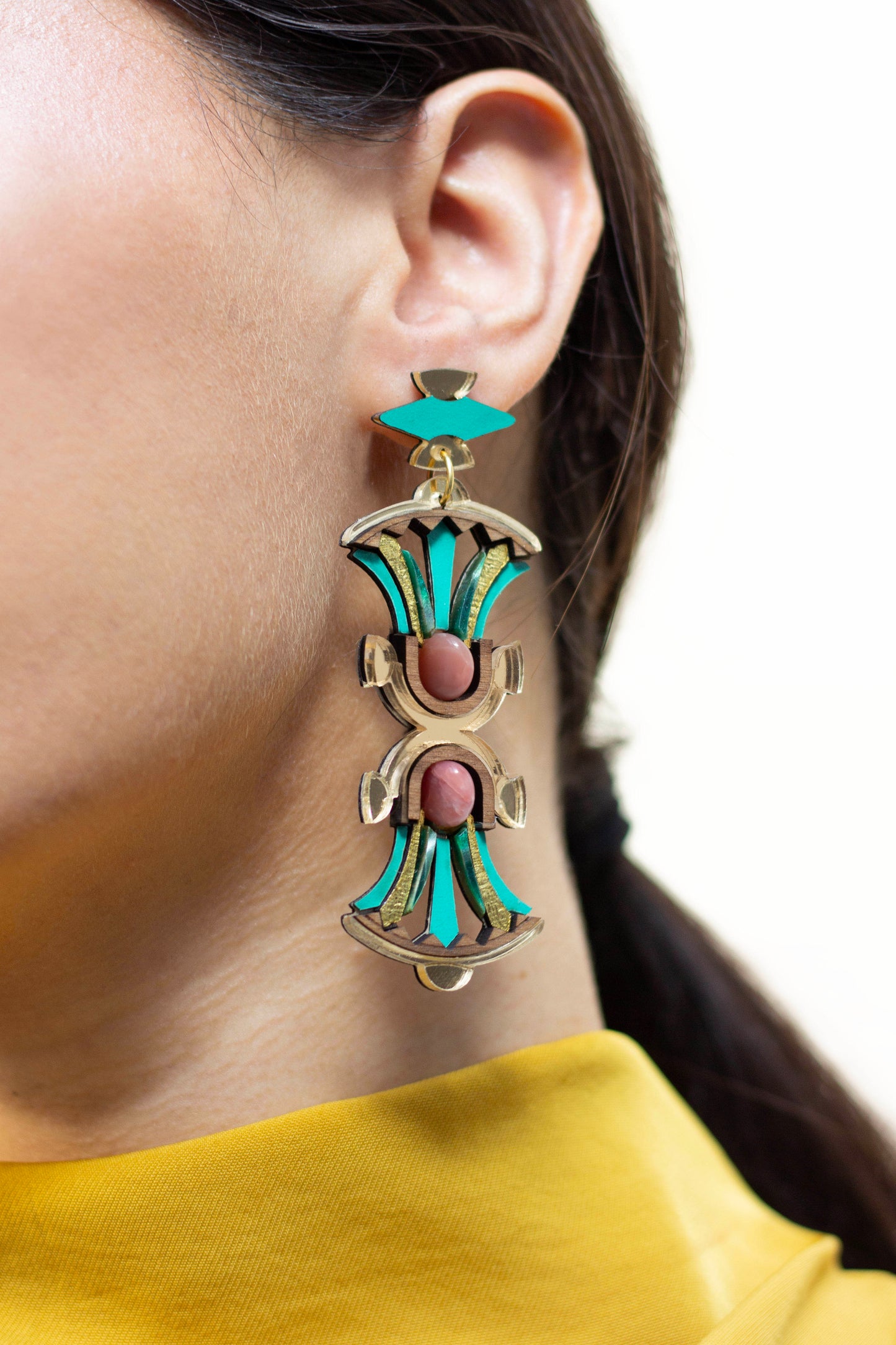 Nefertiti Earrings - Pink opal