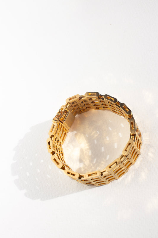 Sade Cuff