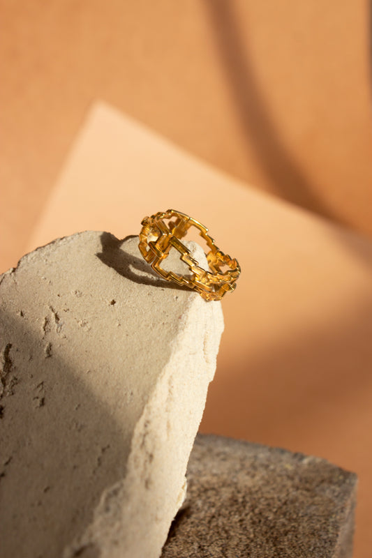 Mayan  Ring - Step image 1
